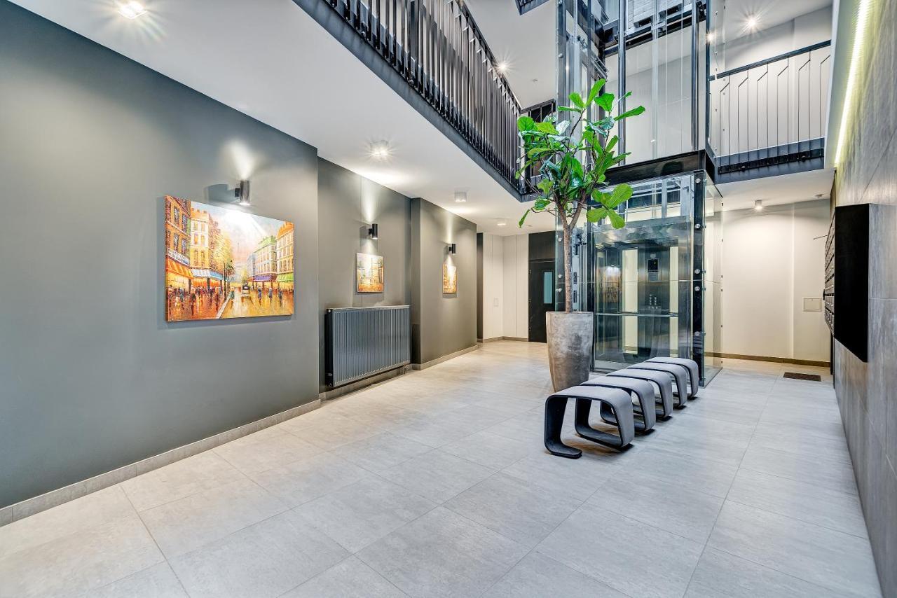 Happy Inn Presidential, Self Check-In, Parking In The Underground Garage VNO Exterior foto
